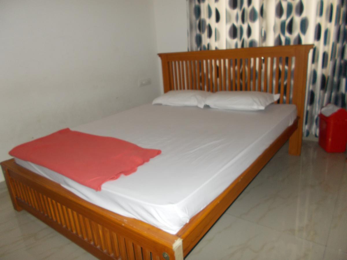 Sathya Inn Guruvāyūr Extérieur photo